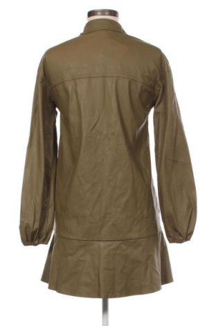 Cămașă de femei Stradivarius, Mărime S, Culoare Verde, Preț 66,00 Lei