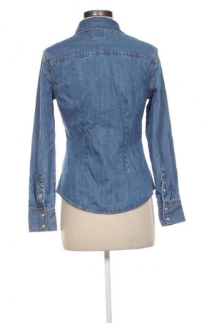 Γυναικείο πουκάμισο Tommy Jeans, Μέγεθος XS, Χρώμα Μπλέ, Τιμή 99,99 €