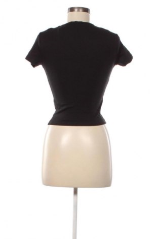 Tricou de femei Bershka, Mărime M, Culoare Negru, Preț 96,99 Lei