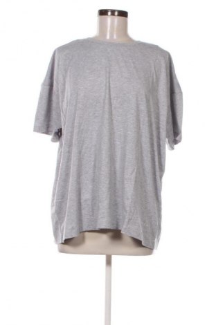 Γυναικείο t-shirt Blanche, Μέγεθος XXL, Χρώμα Γκρί, Τιμή 46,99 €