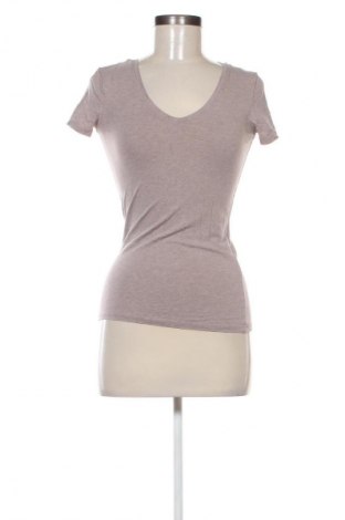 Γυναικείο t-shirt C&A, Μέγεθος XS, Χρώμα Καφέ, Τιμή 5,99 €