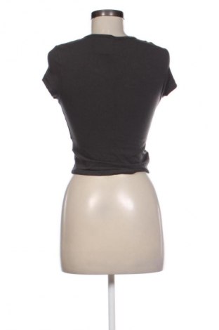 Γυναικείο t-shirt H&M Divided, Μέγεθος M, Χρώμα Γκρί, Τιμή 9,00 €
