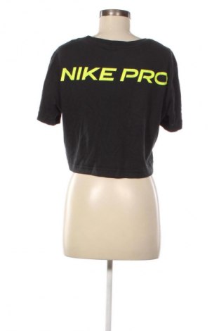 Дамска тениска Nike, Размер XS, Цвят Черен, Цена 27,99 лв.