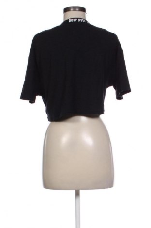 Γυναικείο t-shirt Pull&Bear, Μέγεθος S, Χρώμα Μαύρο, Τιμή 8,68 €