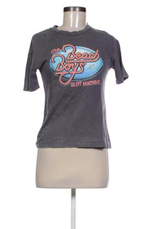 Damen T-Shirt Pull&Bear, Größe XS, Farbe Grau, Preis 9,00 €