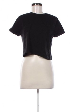 Γυναικείο t-shirt Stradivarius, Μέγεθος S, Χρώμα Μαύρο, Τιμή 9,99 €