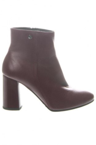 Botine de damă Lasocki, Mărime 38, Culoare Roșu, Preț 299,99 Lei