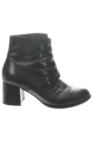 Damen Stiefeletten S.Oliver, Größe 37, Farbe Schwarz, Preis 27,99 €