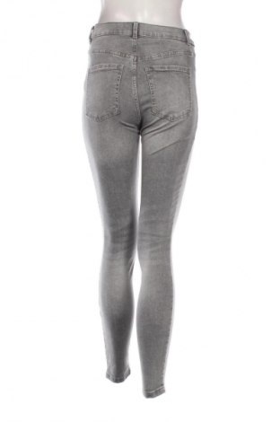 Blugi de femei Amisu, Mărime M, Culoare Multicolor, Preț 76,32 Lei