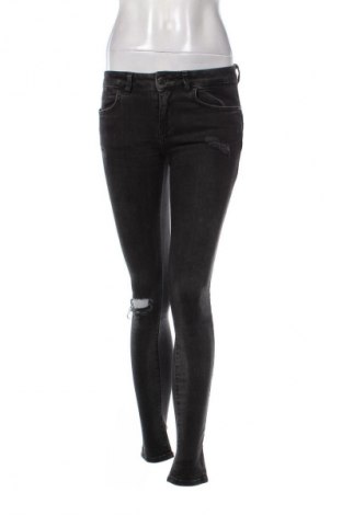 Női farmernadrág Bershka, Méret S, Szín Fekete, Ár 3 929 Ft