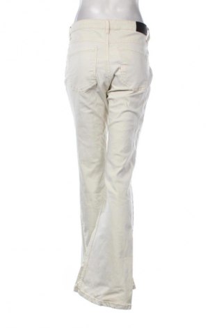 Dámske džínsy  Bershka, Veľkosť L, Farba Béžová, Cena  14,91 €