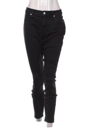 Дамски дънки Calvin Klein Jeans, Размер XL, Цвят Черен, Цена 127,99 лв.