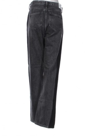 Дамски дънки Calvin Klein Jeans, Размер L, Цвят Черен, Цена 68,02 лв.