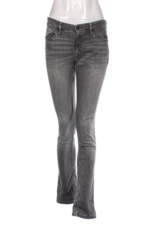 Blugi de femei Cross Jeans, Mărime M, Culoare Gri, Preț 77,17 Lei