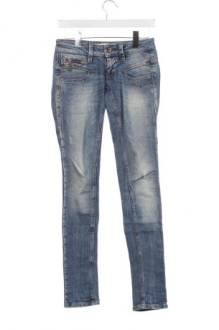 Dámske džínsy  Freeman T. Porter, Veľkosť XS, Farba Modrá, Cena  38,00 €