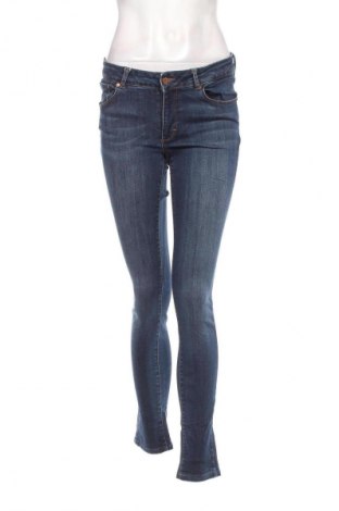 Damskie jeansy Jean Paul, Rozmiar M, Kolor Niebieski, Cena 95,99 zł