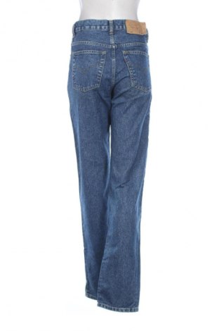Дамски дънки Levi's, Размер M, Цвят Син, Цена 75,00 лв.