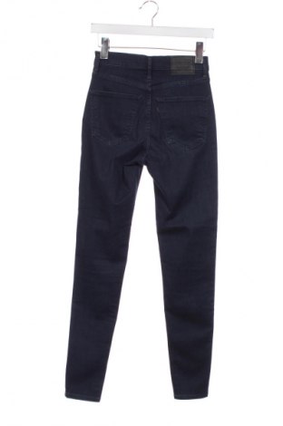Dámské džíny  Levi's, Velikost S, Barva Modrá, Cena  1 351,00 Kč