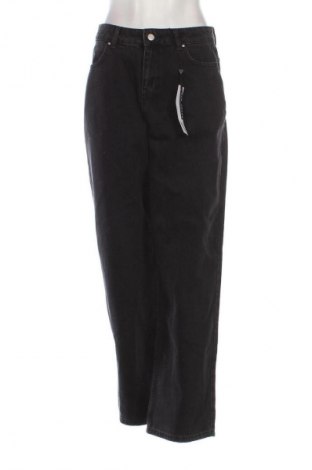 Dámske džínsy  Noisy May, Veľkosť M, Farba Čierna, Cena  54,95 €