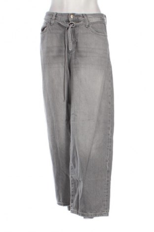 Damskie jeansy ONLY, Rozmiar M, Kolor Szary, Cena 202,99 zł