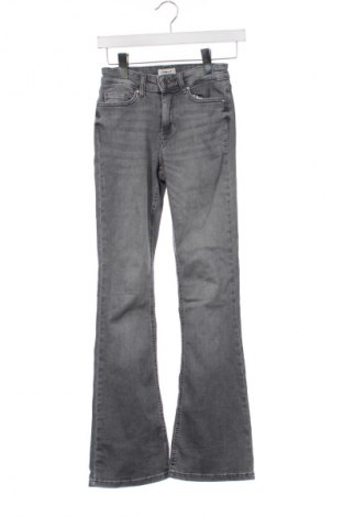 Damskie jeansy ONLY, Rozmiar XS, Kolor Szary, Cena 111,99 zł