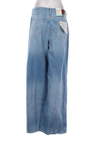 Dámske džínsy  Pepe Jeans, Veľkosť M, Farba Modrá, Cena  99,95 €