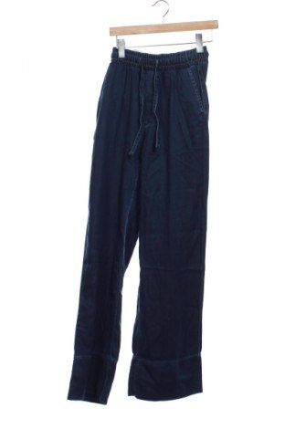 Дамски дънки Pepe Jeans, Размер XS, Цвят Син, Цена 142,99 лв.