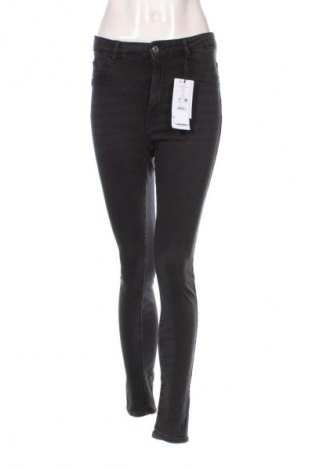Damen Jeans Perfect Jeans By Gina Tricot, Größe M, Farbe Schwarz, Preis 53,99 €