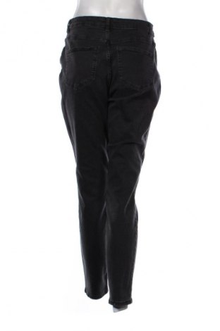 Dámske džínsy  Pieces, Veľkosť S, Farba Čierna, Cena  28,81 €