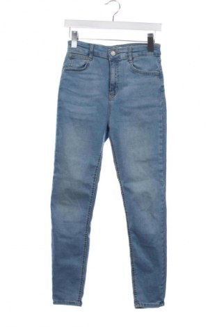 Dámske džínsy  Pull&Bear, Veľkosť XS, Farba Modrá, Cena  7,55 €