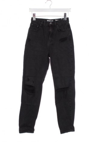 Blugi de femei Pull&Bear, Mărime XS, Culoare Negru, Preț 76,32 Lei