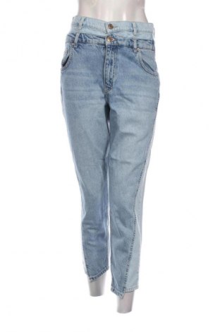 Дамски дънки Stradivarius, Размер S, Цвят Син, Цена 29,99 лв.