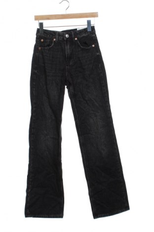 Damen Jeans Stradivarius, Größe XS, Farbe Schwarz, Preis 31,99 €