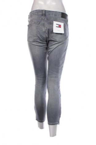 Damen Jeans Tommy Jeans, Größe L, Farbe Grau, Preis 119,99 €