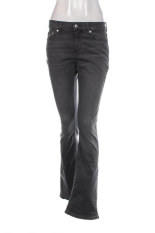 Γυναικείο Τζίν Tommy Jeans, Μέγεθος S, Χρώμα Γκρί, Τιμή 47,99 €