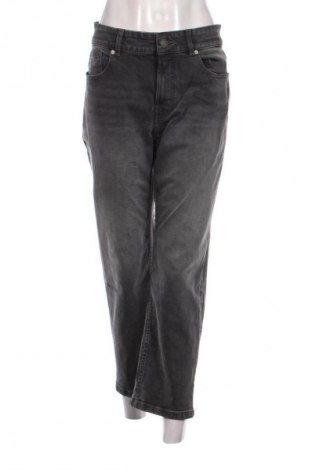 Blugi de femei Unbranded, Mărime L, Culoare Negru, Preț 142,50 Lei