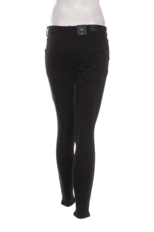 Damskie jeansy Vero Moda, Rozmiar M, Kolor Czarny, Cena 252,99 zł