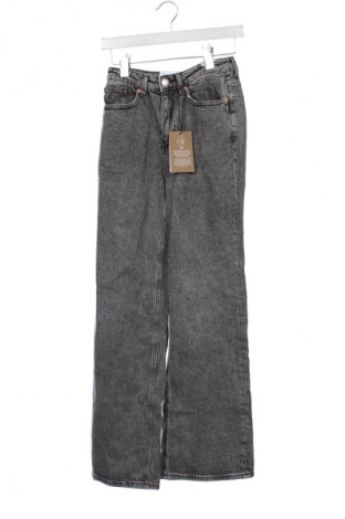 Blugi de femei Vero Moda, Mărime XS, Culoare Gri, Preț 265,99 Lei