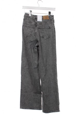 Blugi de femei Vero Moda, Mărime XS, Culoare Gri, Preț 265,99 Lei