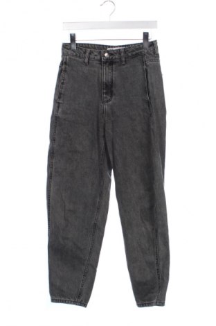 Blugi de femei Zara, Mărime XS, Culoare Gri, Preț 71,10 Lei