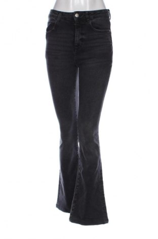 Blugi de femei Zara, Mărime S, Culoare Negru, Preț 71,05 Lei