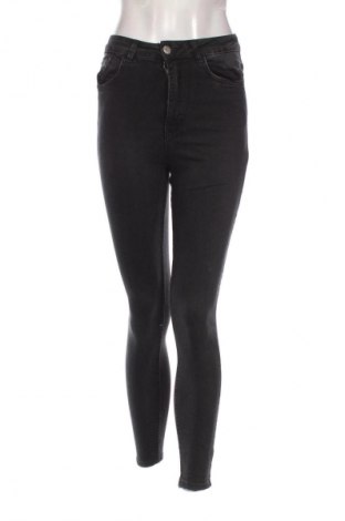Blugi de femei Zara, Mărime S, Culoare Negru, Preț 108,71 Lei