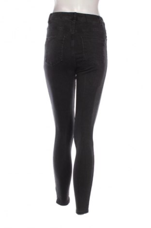 Blugi de femei Zara, Mărime S, Culoare Negru, Preț 108,71 Lei