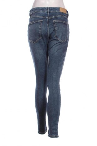 Damskie jeansy Zara, Rozmiar L, Kolor Niebieski, Cena 40,99 zł