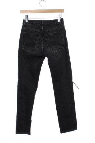 Дамски дънки Zara, Размер XS, Цвят Черен, Цена 27,99 лв.
