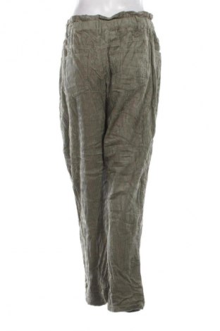 Damen Cordhose Sportsgirl, Größe L, Farbe Grün, Preis 74,99 €
