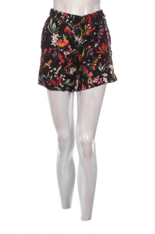 Pantaloni scurți de femei Amisu, Mărime S, Culoare Multicolor, Preț 50,10 Lei