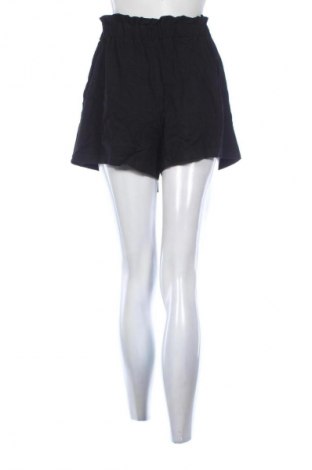 Dámske kraťasy  Bershka, Veľkosť M, Farba Čierna, Cena  10,00 €