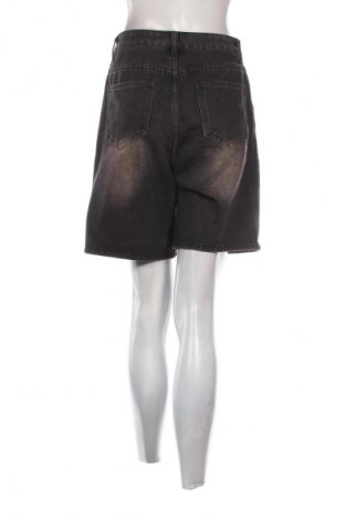 Pantaloni scurți de femei DAZY, Mărime M, Culoare Negru, Preț 54,39 Lei