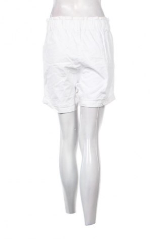 Dámské kraťasy  H&M, Velikost M, Barva Bílá, Cena  241,00 Kč